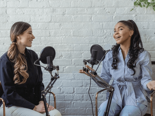 Maybelline lanceert podcast over geestelijke gezondheid