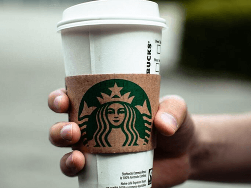 Koffiebezorging van Starbucks breidt zich uit in de VS