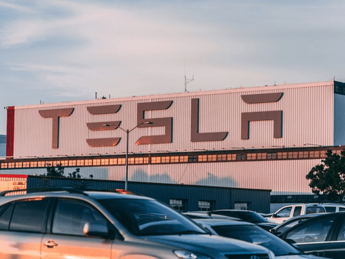 Drones van Tesla actief in Berlijnse Fabriek
