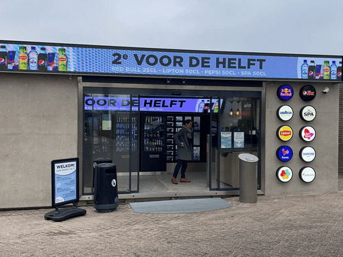 Eerste onbemande tankshop geopend in Amsterdam-Noord